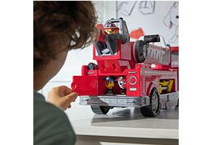 Paw Patrol Ultimate Fire Truck